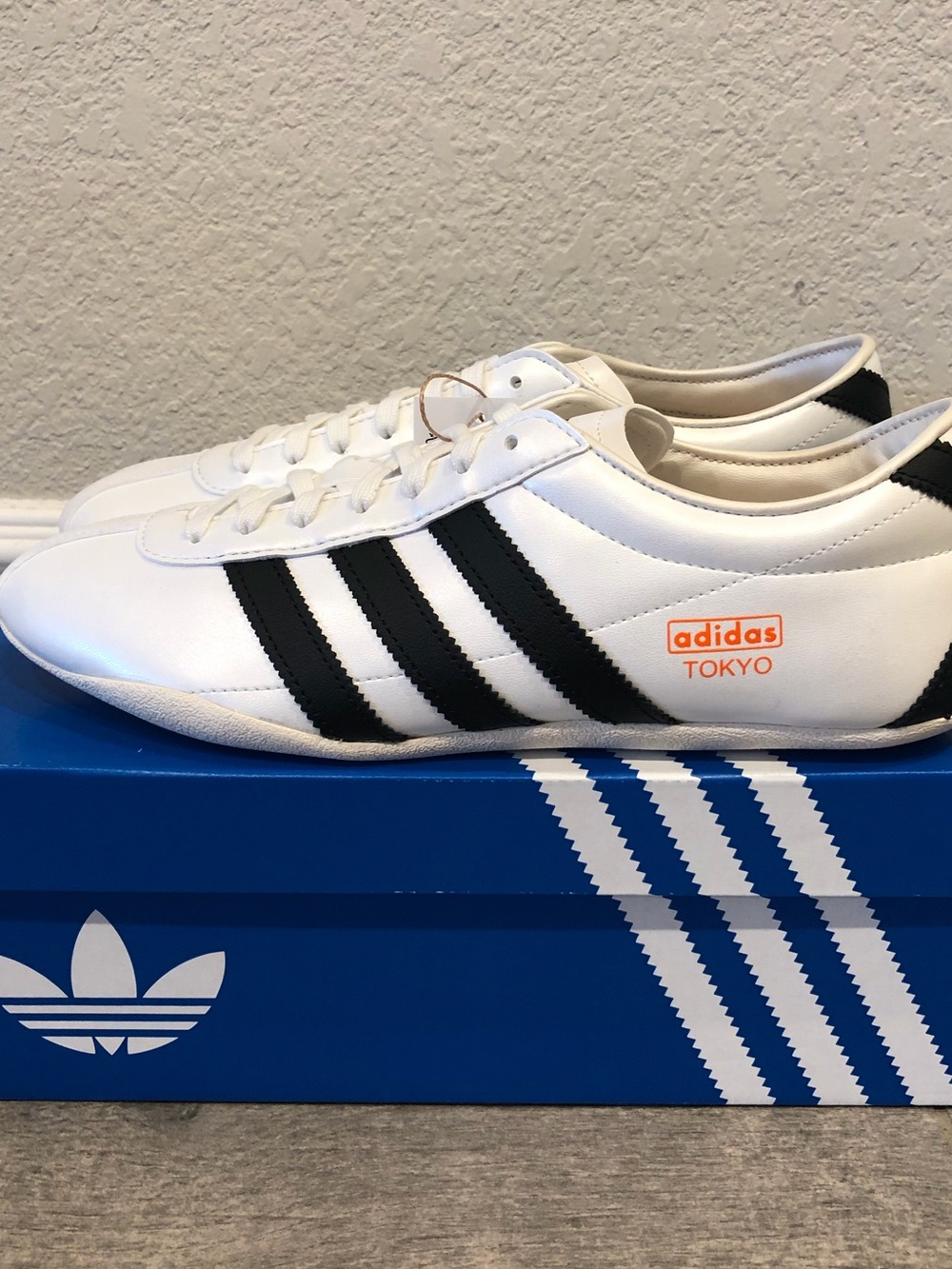 Adidas Originals Tokyo Japan Sneakers Unisex Shoes Women Size 10 | Men's Size 9 - Picture 3 of 9